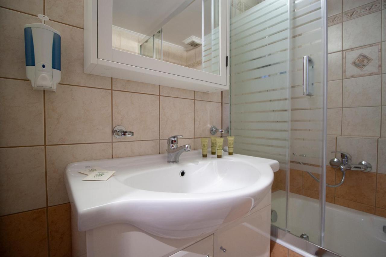 Cozy & Relaxing Apartments-Agia Paraskevi Atene Esterno foto